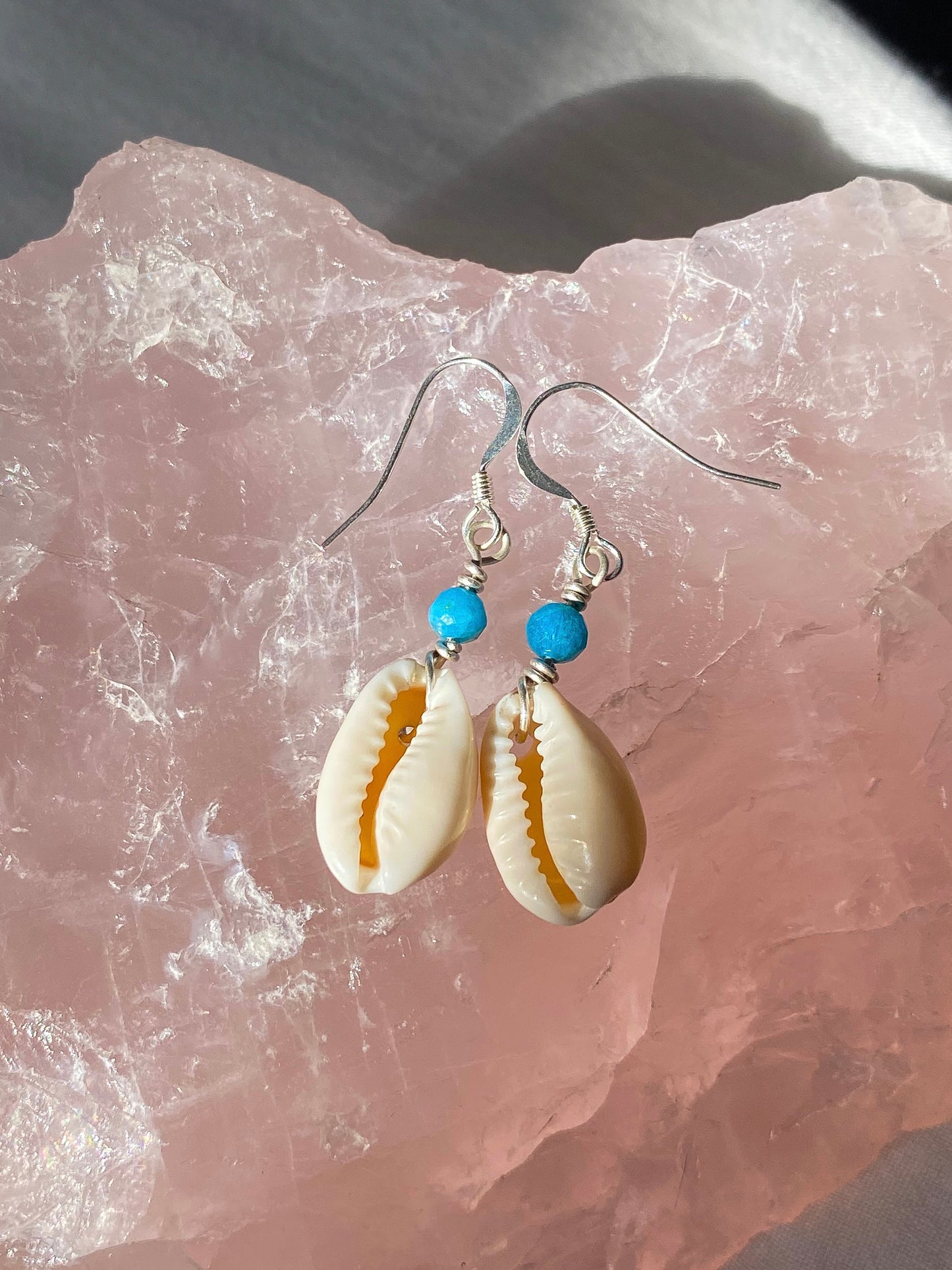 Silver shell beaded earrings