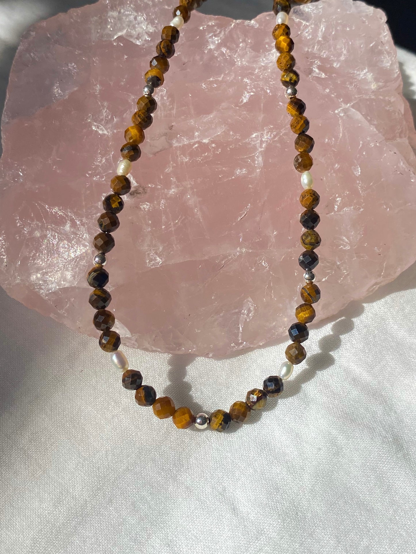 Silver tigers eye necklace