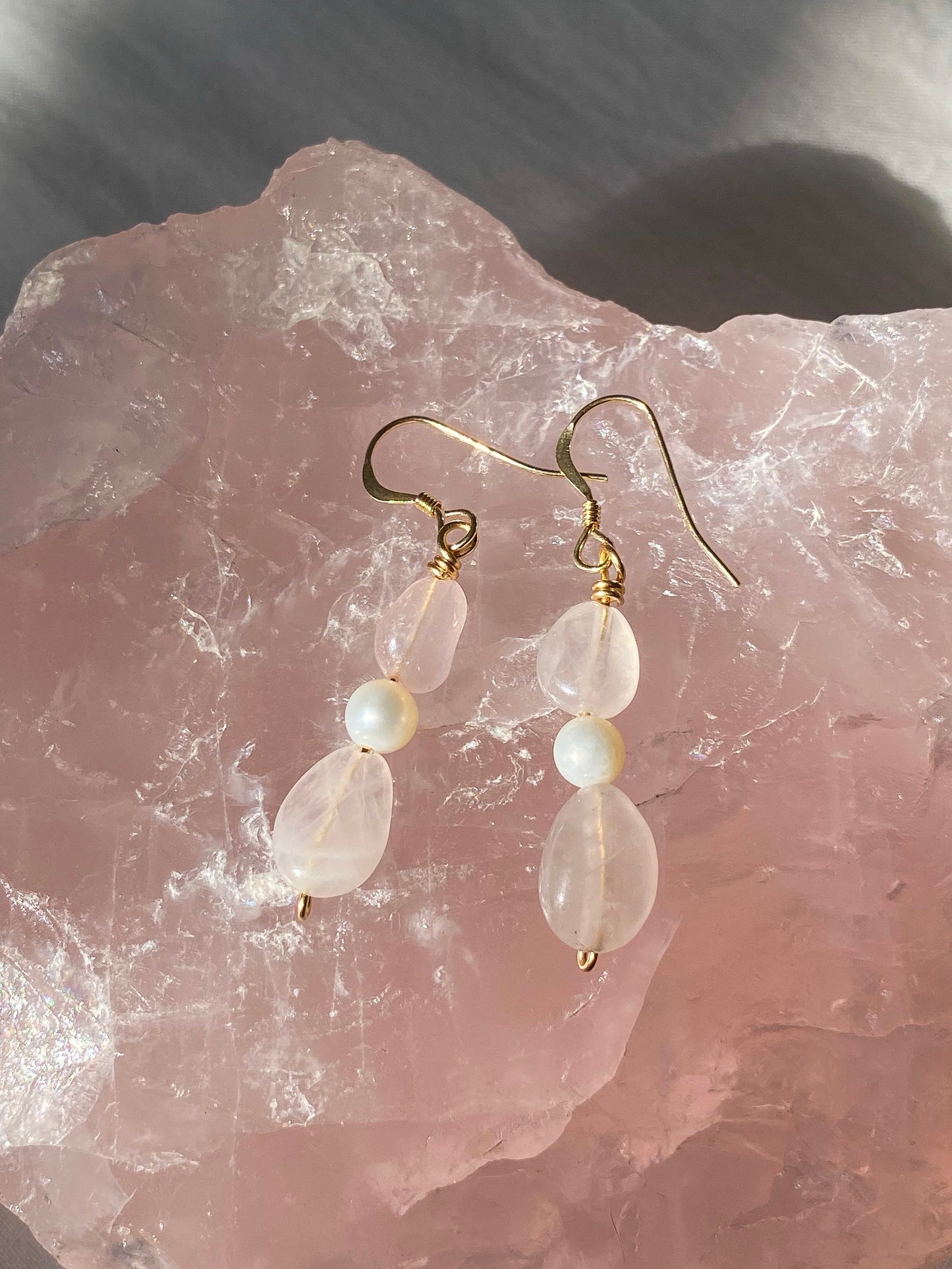 Gold Rose quartz & pearl earrings